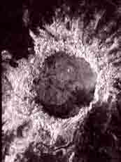 Метеоритный кратер на Венере