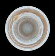 Самое подробное изображение южного полюса Юпитера, сделанное «Кассини» 11 и 12 декабря 2000 г