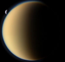 Спутники Сатурна Титан и Тетис