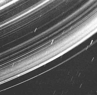Фото колец Урана. Снято АМС Вояджер-2
