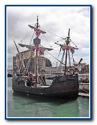Копия корабля Колумба Санта-Мария