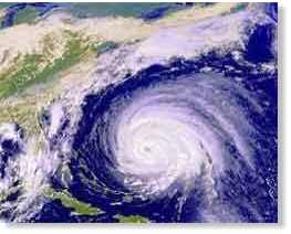 Тайфун у берегов Камчатки